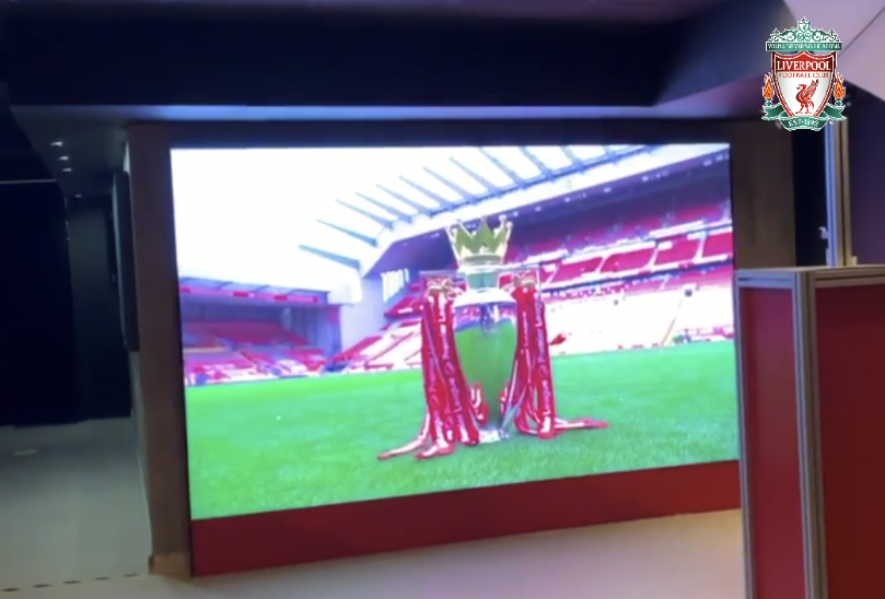 Image of Liverpool trophy green screen.